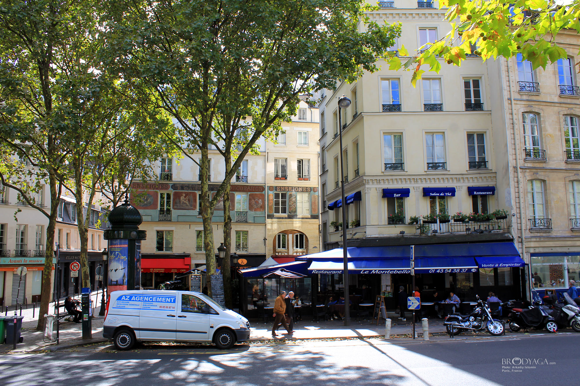 Le Montebello, 1 Quai de Montebello, Paris